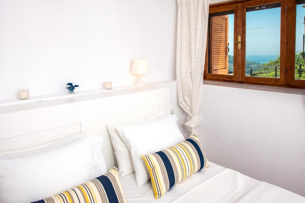 Athina'S Apartment Панагия Екстериор снимка